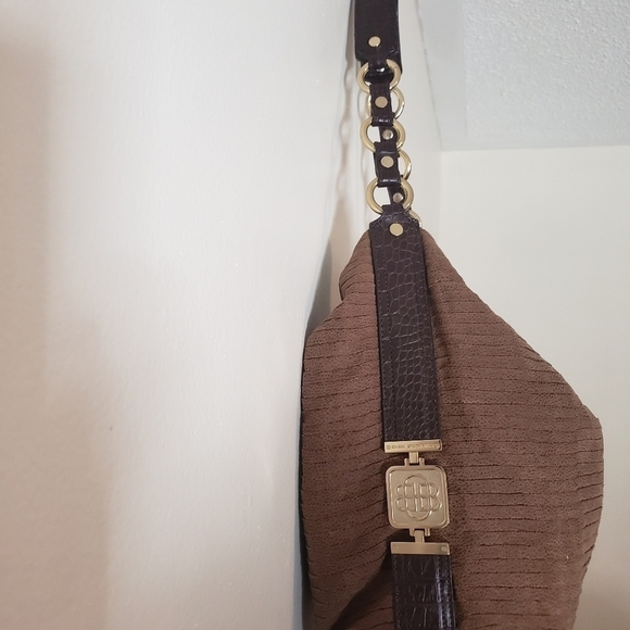 Dana Buchman Signature Hobo Suede Style Purse - Picture 5 of 16